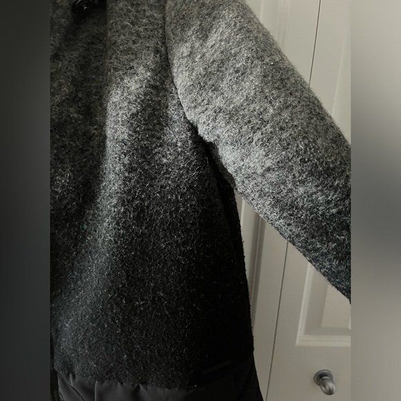 Armani Exchange | Down Filled Gradient Coat | Size Large - Picture 8 of 11